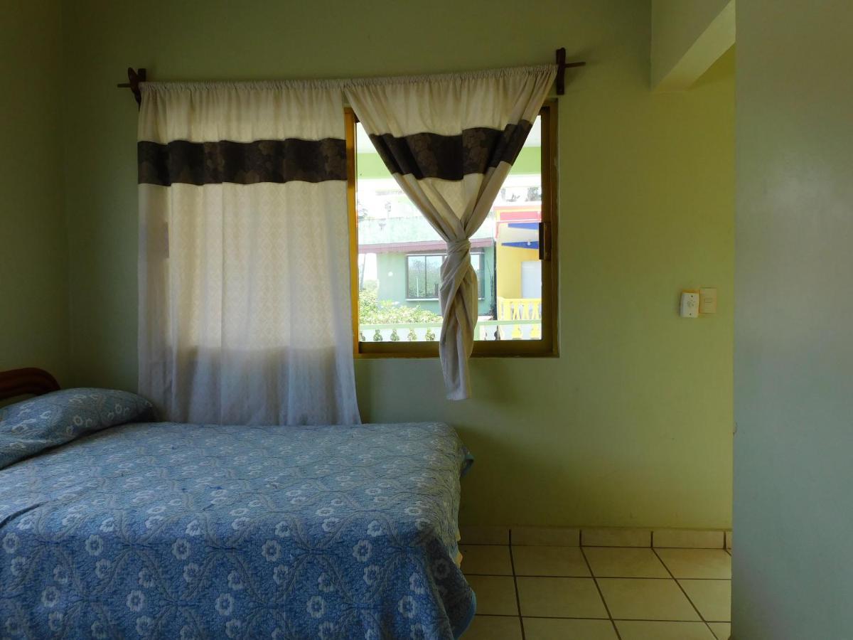 Casa De Huespedes Yoli By Rotamundos Hotel Playa Chachalacas Kültér fotó